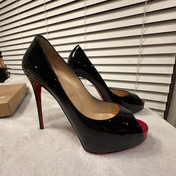 Christian Louboutin Patten Leather Heels - Picture 4 of 10